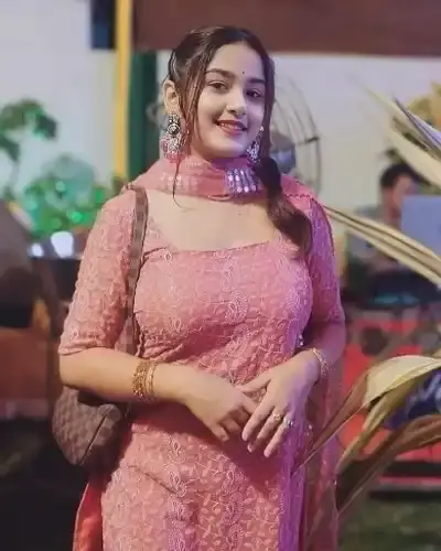 Call Girls Khurai Cash On Delivery